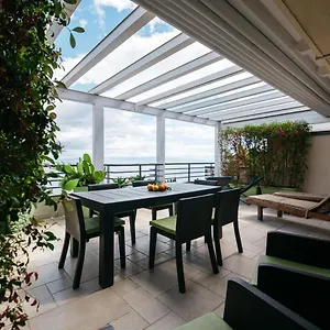 Apartment Romantic By Holidays, Taormina