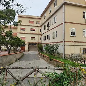 Pensión Fondo Versace, Reggio Calabria